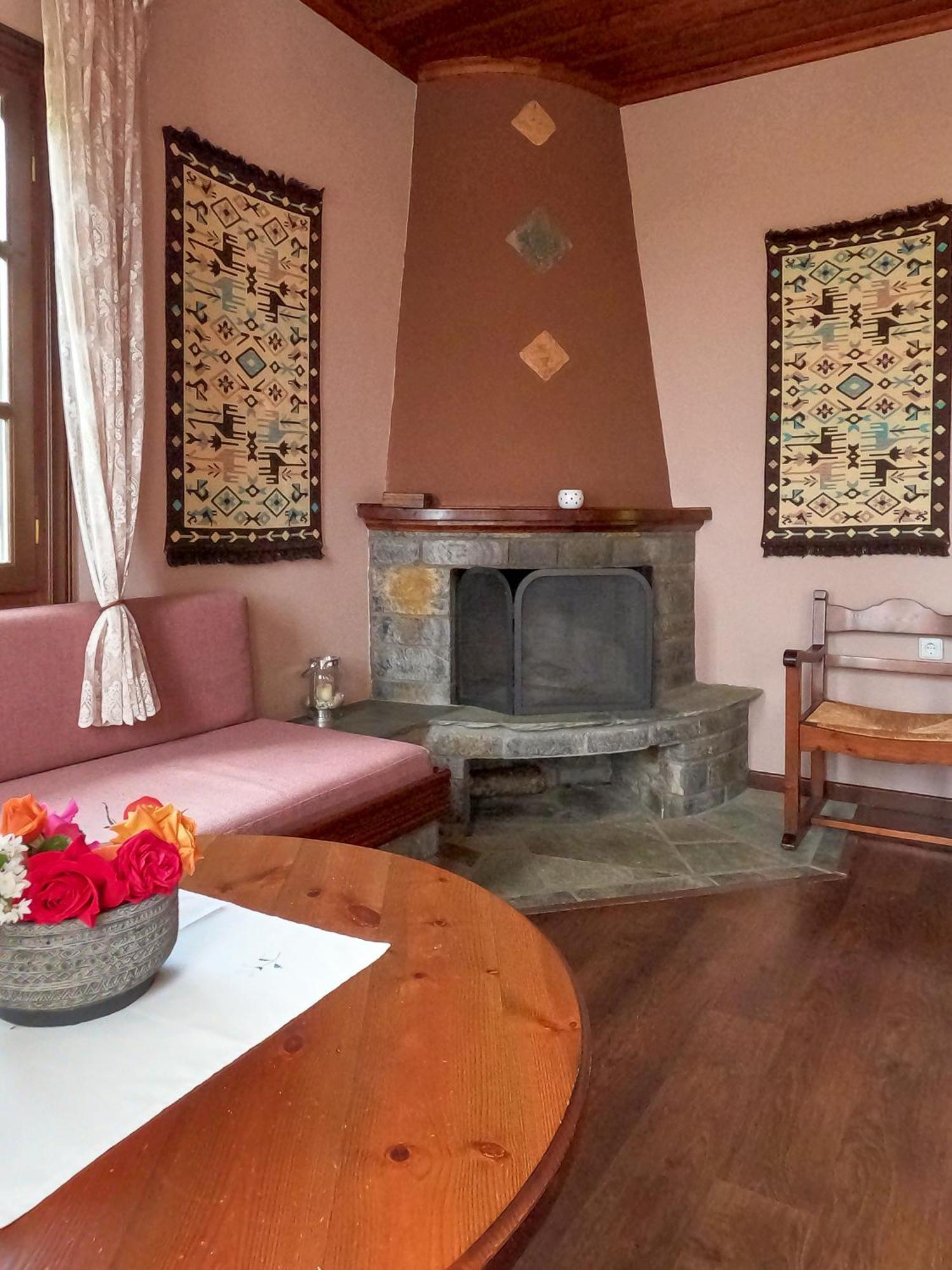 Amalthia Traditional Guesthouse تساغارادا الغرفة الصورة