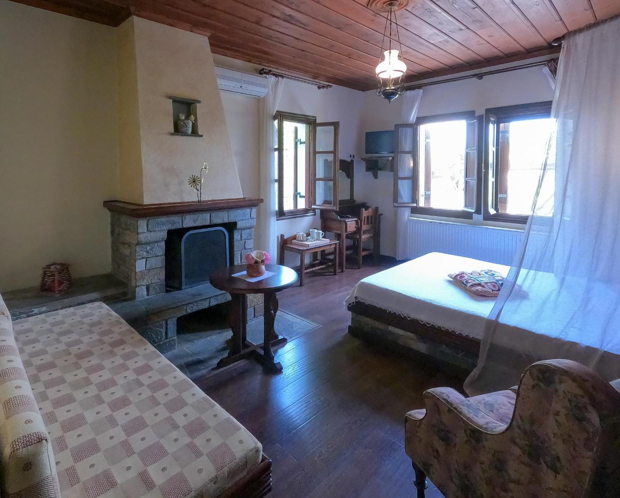 Amalthia Traditional Guesthouse تساغارادا الغرفة الصورة