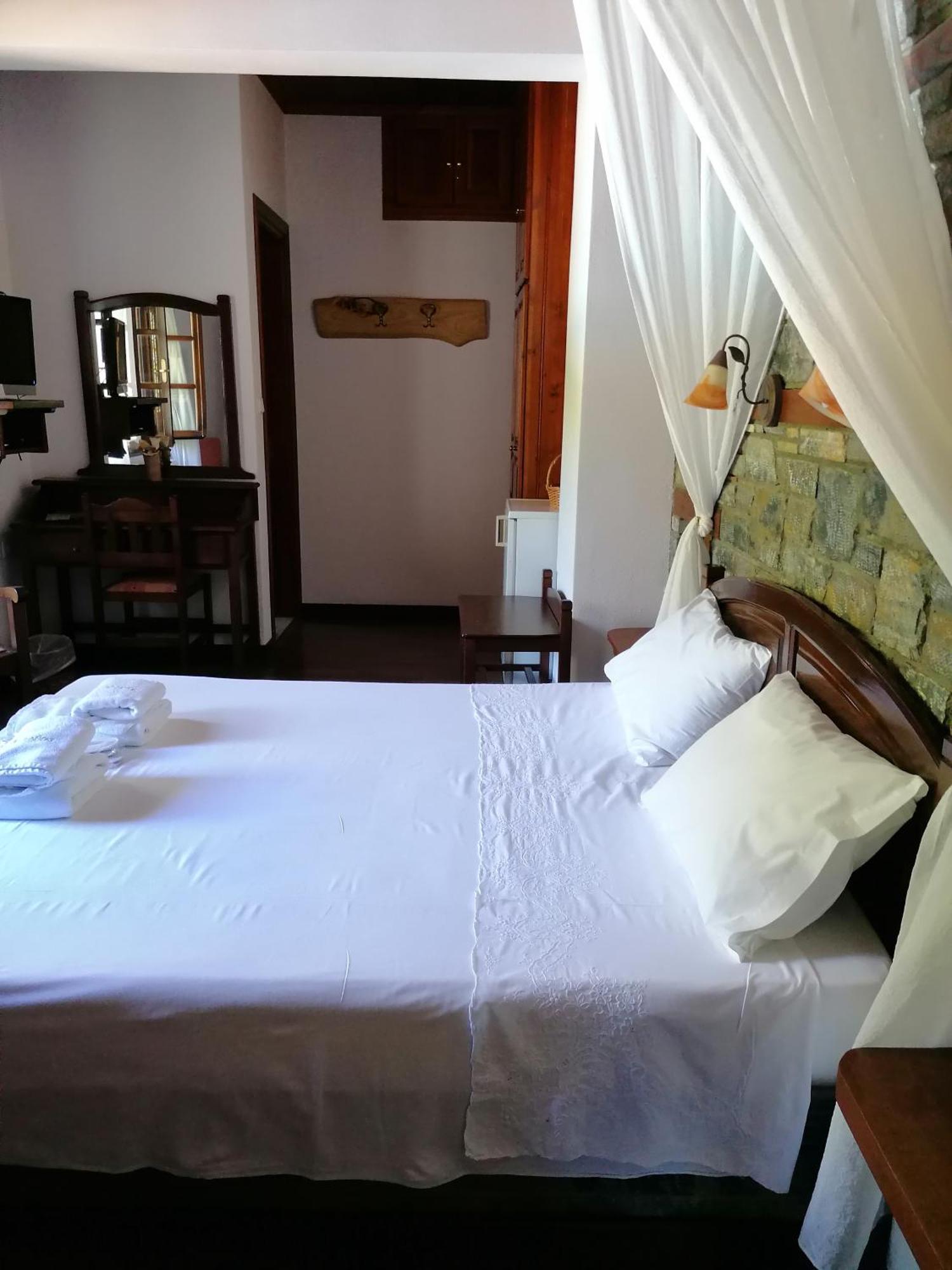 Amalthia Traditional Guesthouse تساغارادا الغرفة الصورة